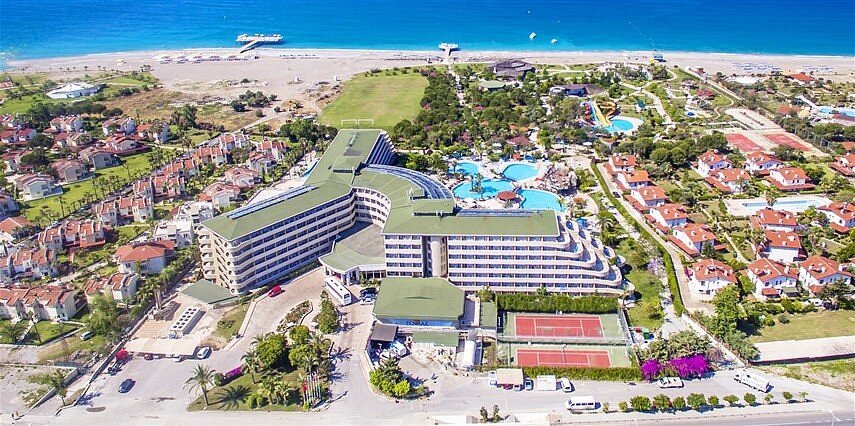 ARMAS PEMAR BEACH