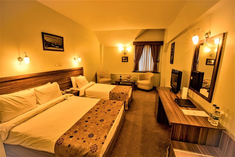 DEDEMAN PALANDÖKEN SKİ LODGE