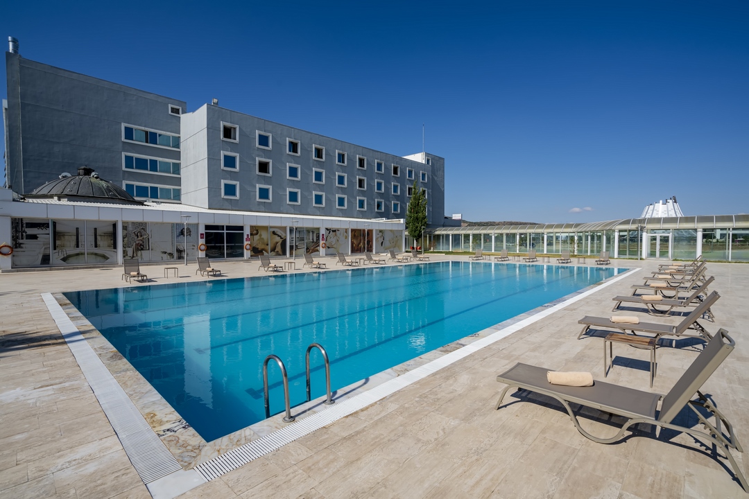 JURA HOTELS