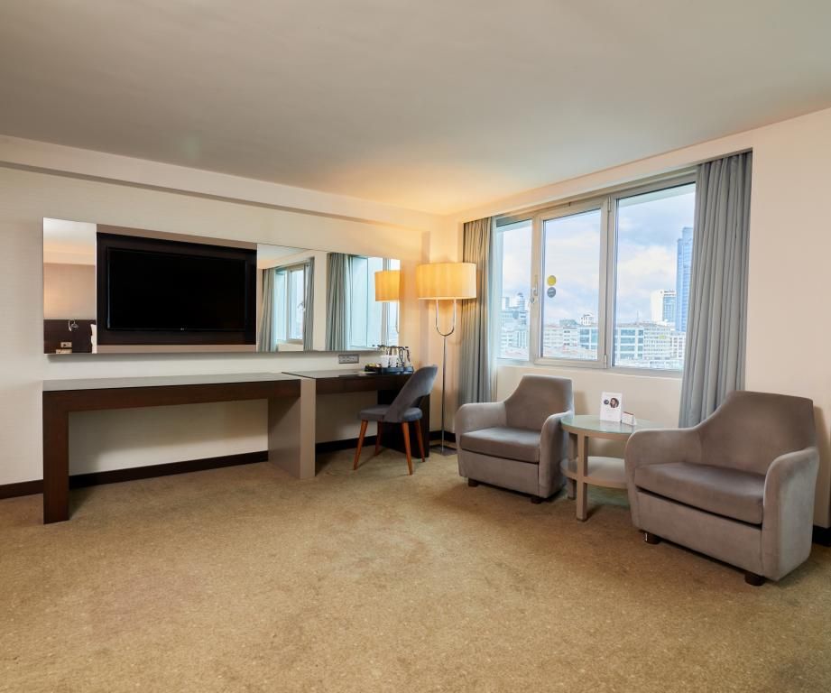 DEDEMAN İSTANBUL