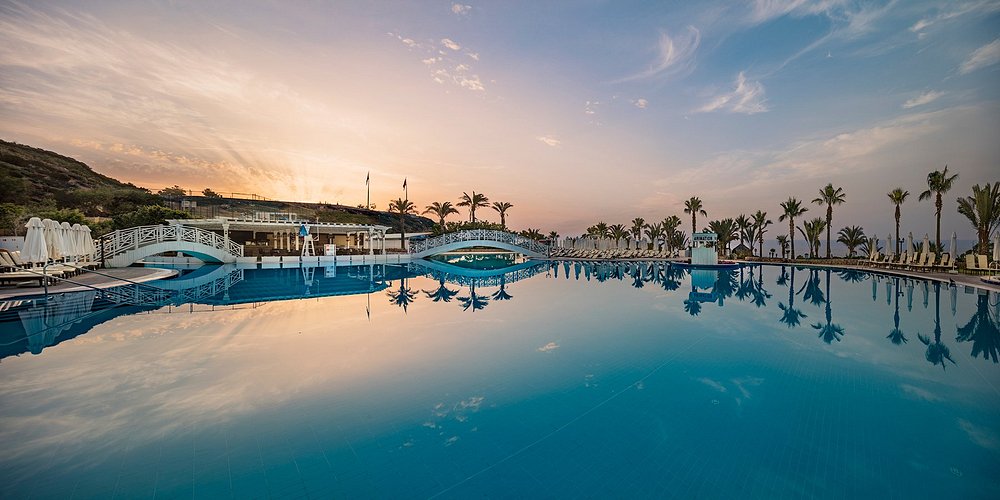 ACAPULCO RESORT