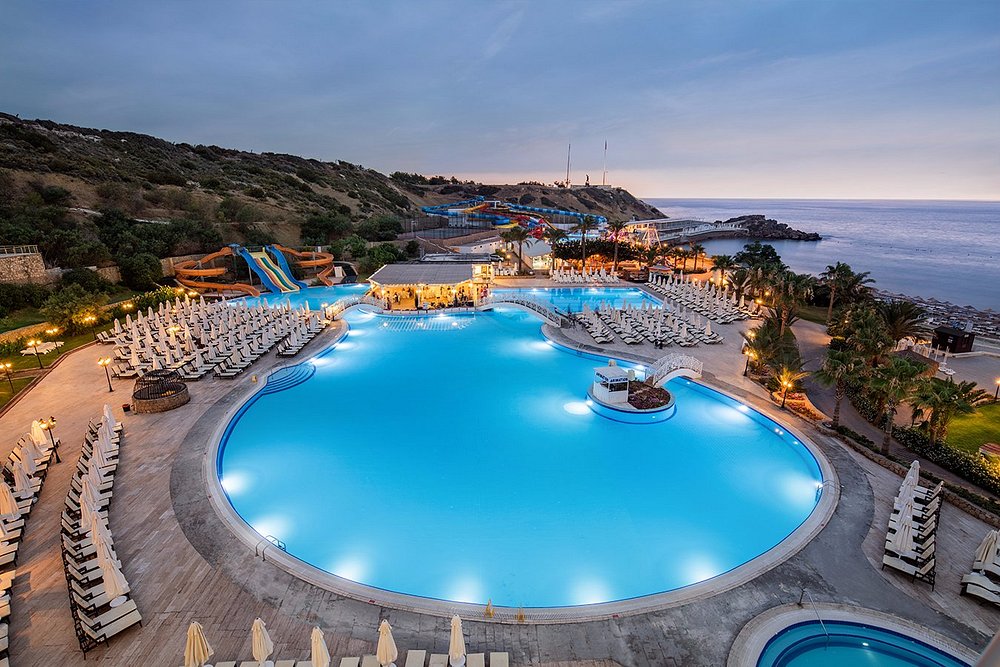 ACAPULCO RESORT