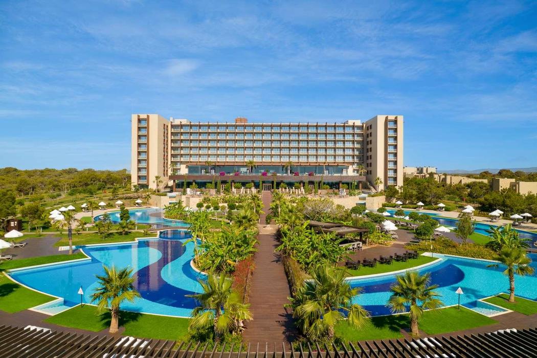 CONCORDE LUXURY HOTEL