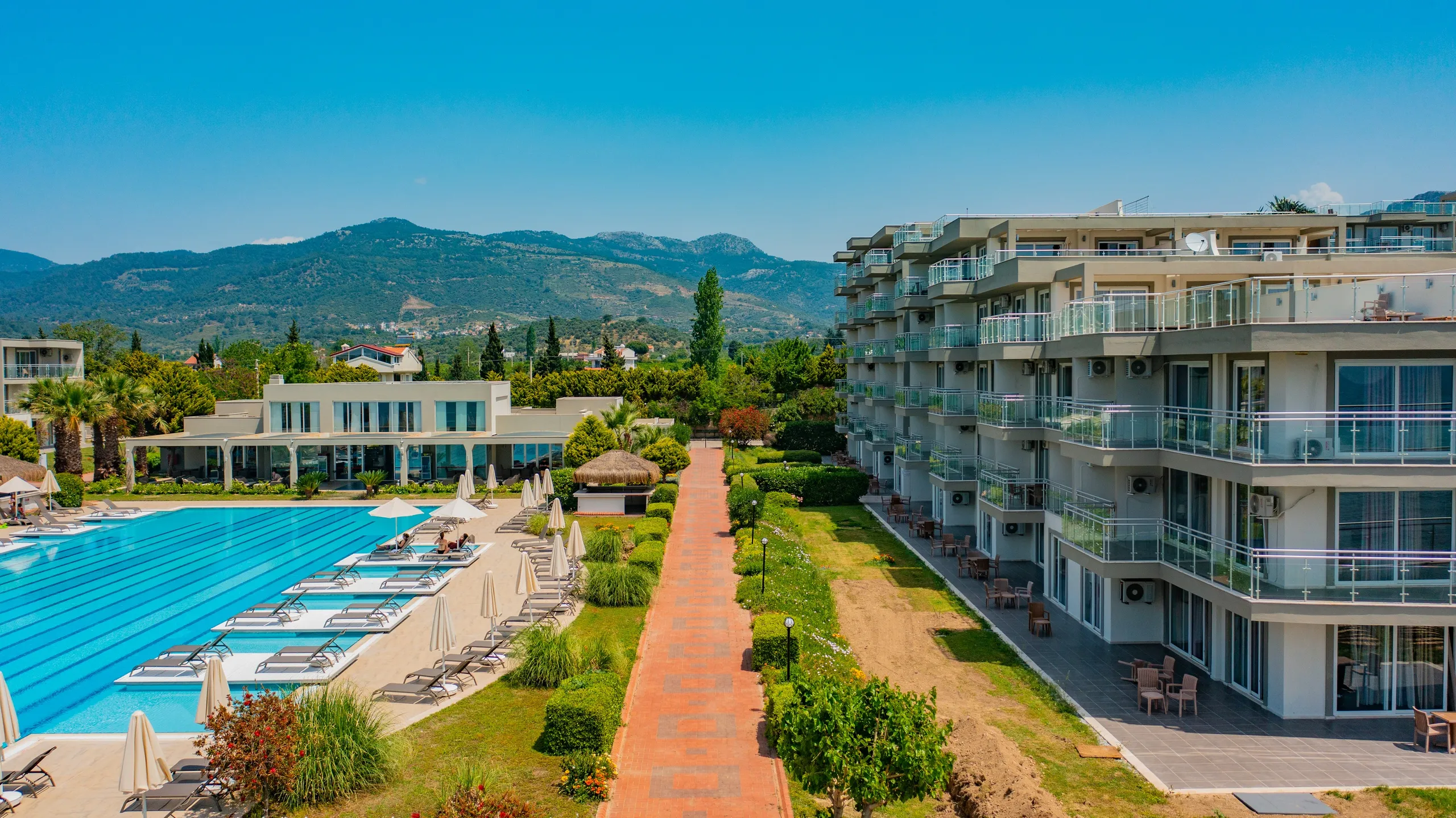 KARYA FAMİLY RESORT