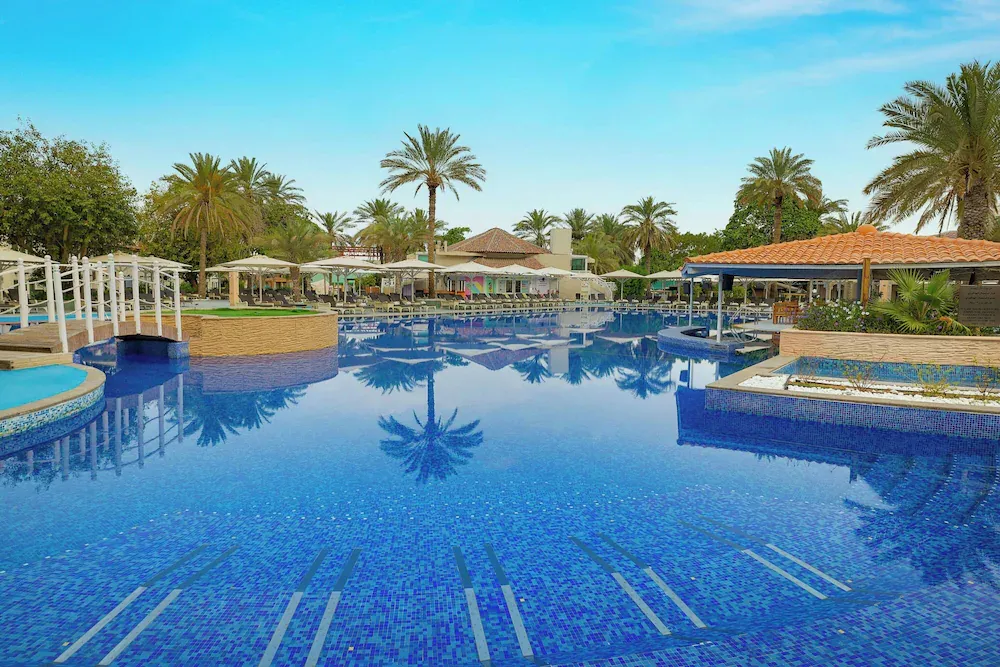 Al Habtoor Grand Resort, Autograph Collection