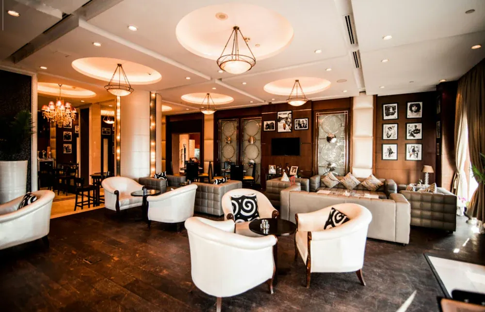 Al Habtoor Grand Resort, Autograph Collection