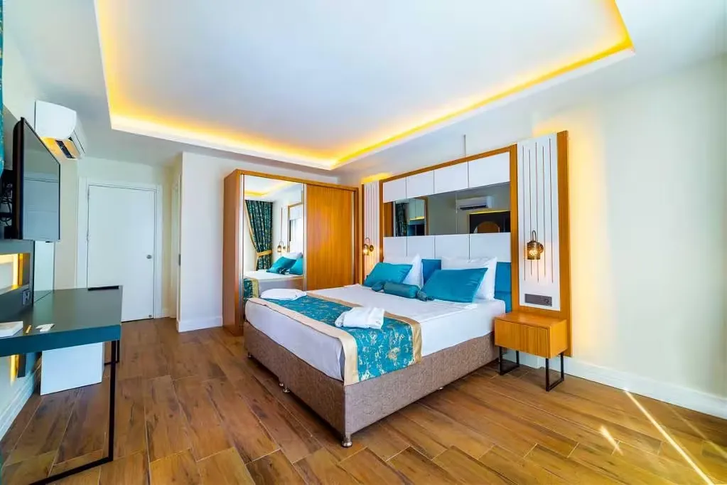 Algora Halal Hotel