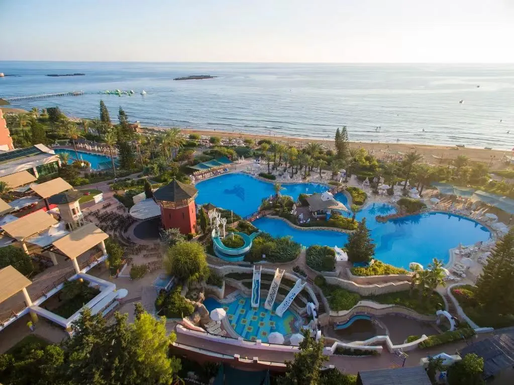AQI Pegasos Resort