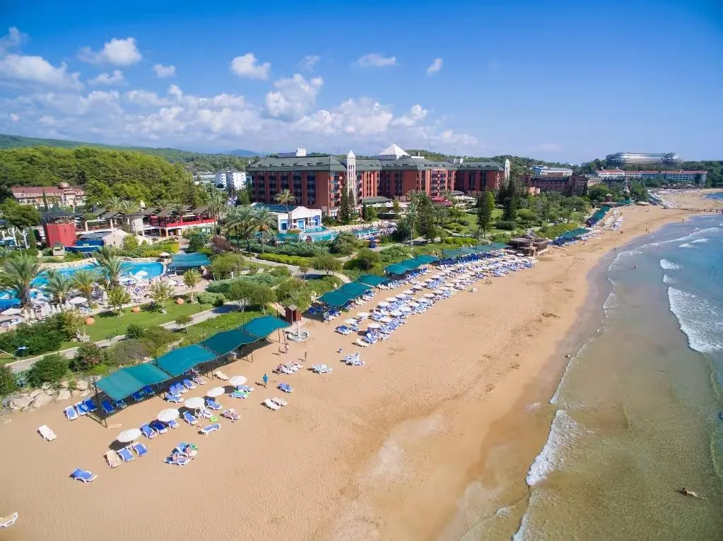 AQI Pegasos Resort