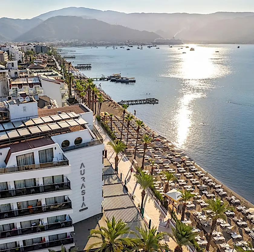 Aurasia Beach Hotel