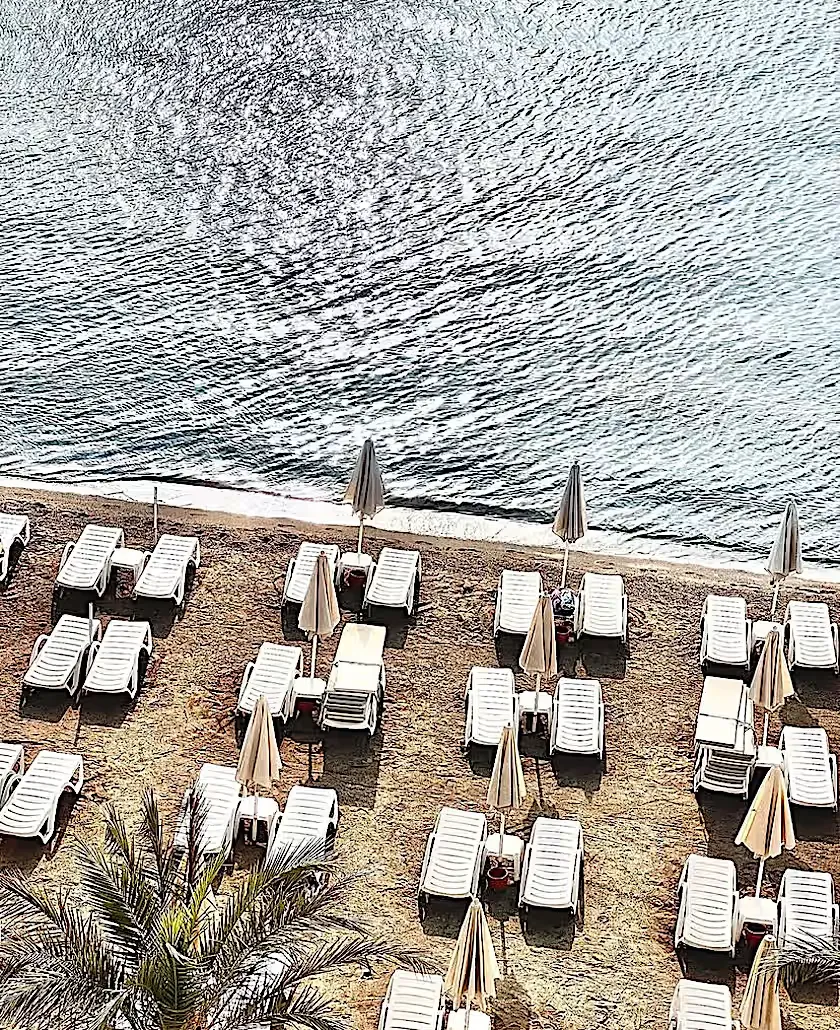 Aurasia Beach Hotel
