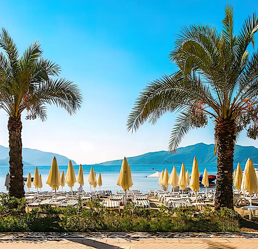 Aurasia Beach Hotel