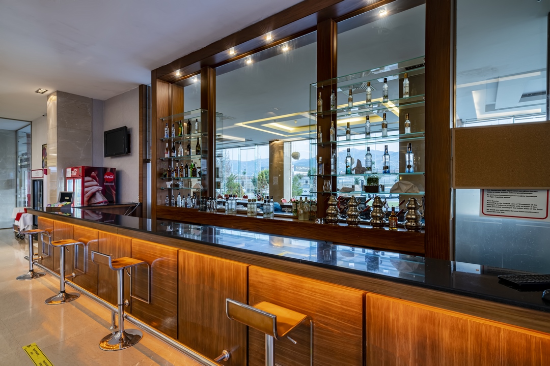 JURA HOTELS