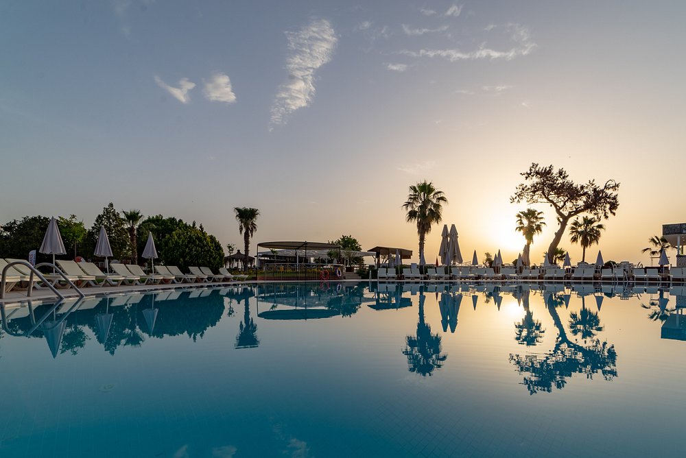 ARMAS GÜL BEACH