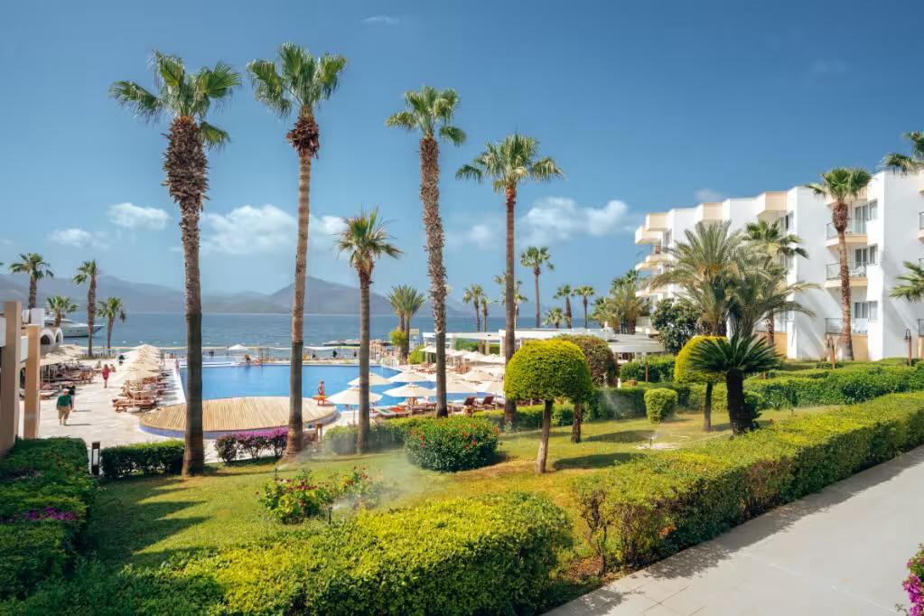 Fortezza Beach Resort