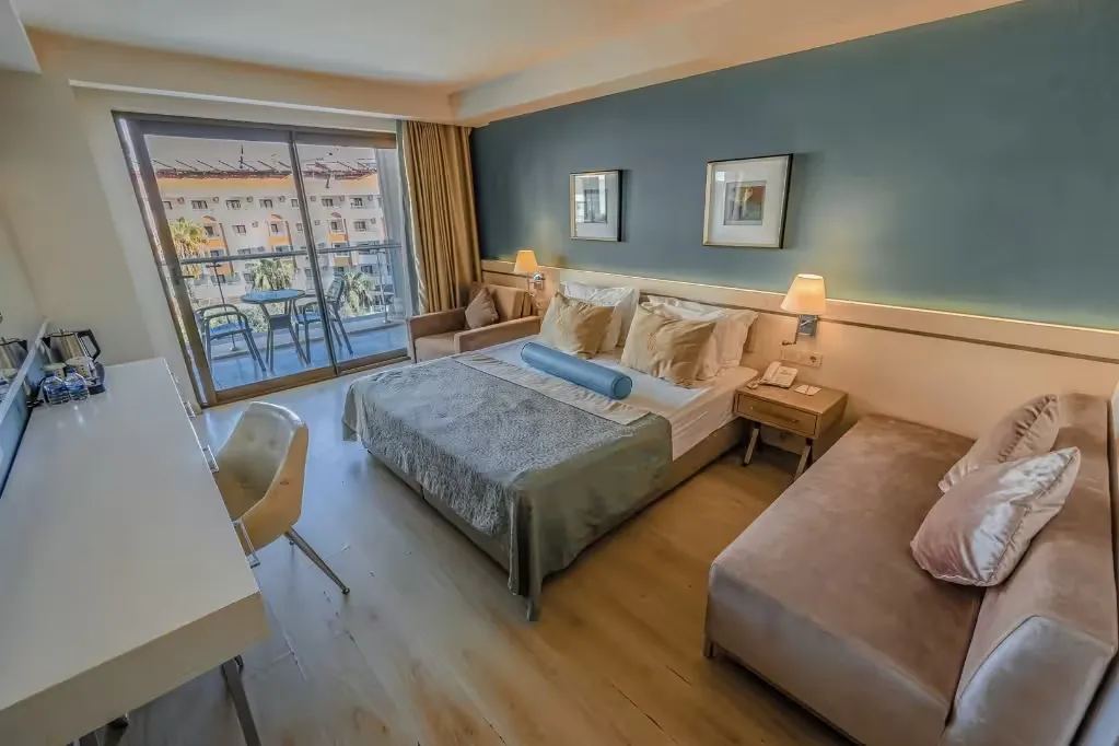 CASTİVAL HOTEL