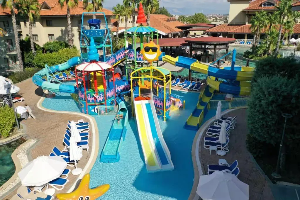 Club Grand Aqua