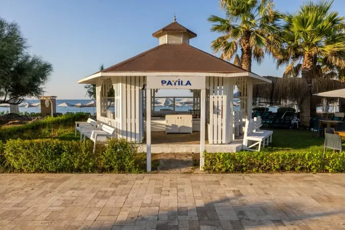 Crystal Tat Beach Pearl Collection