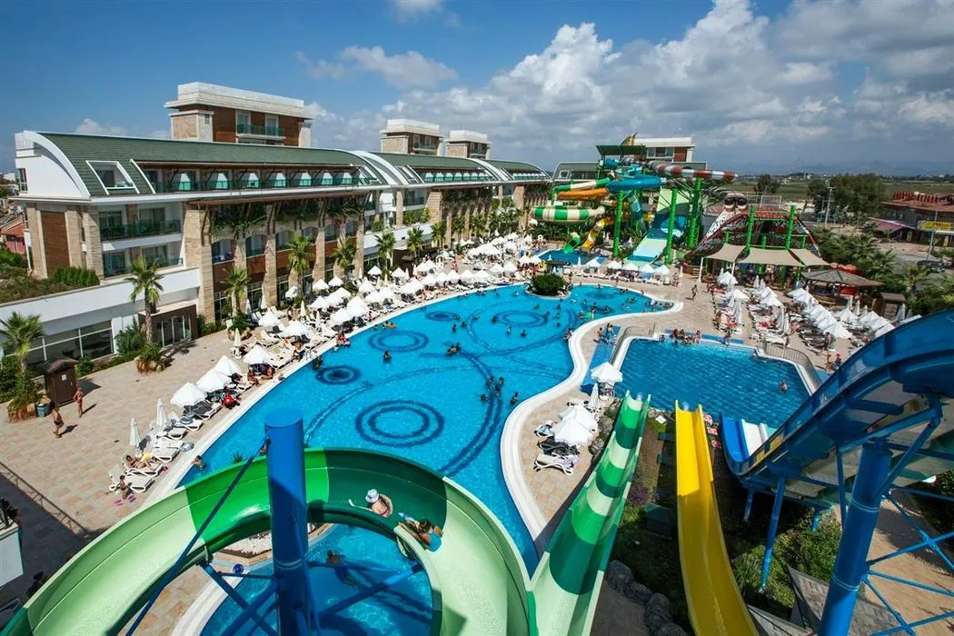 Crystal Waterworld Aqua Collection