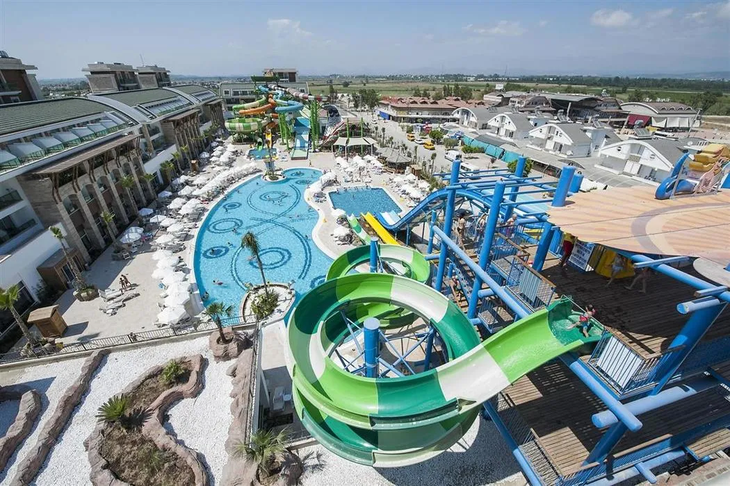 Crystal Waterworld Aqua Collection