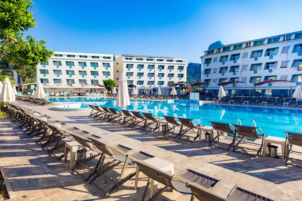 Daima Biz Hotel