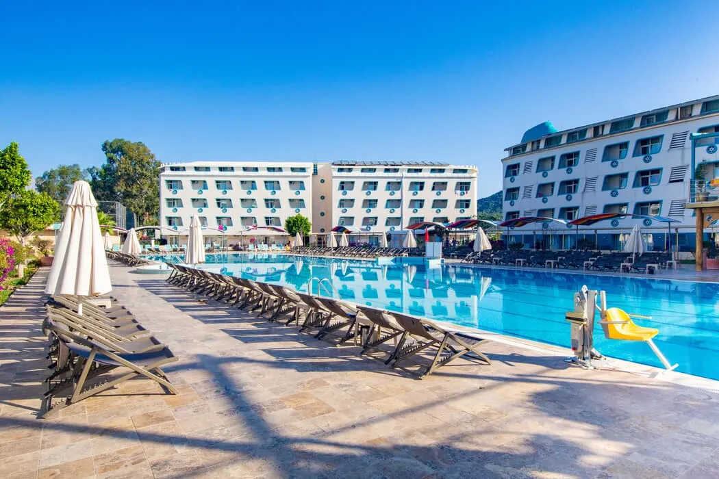 Daima Biz Hotel