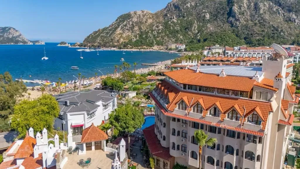 Fortuna Beach Hotel