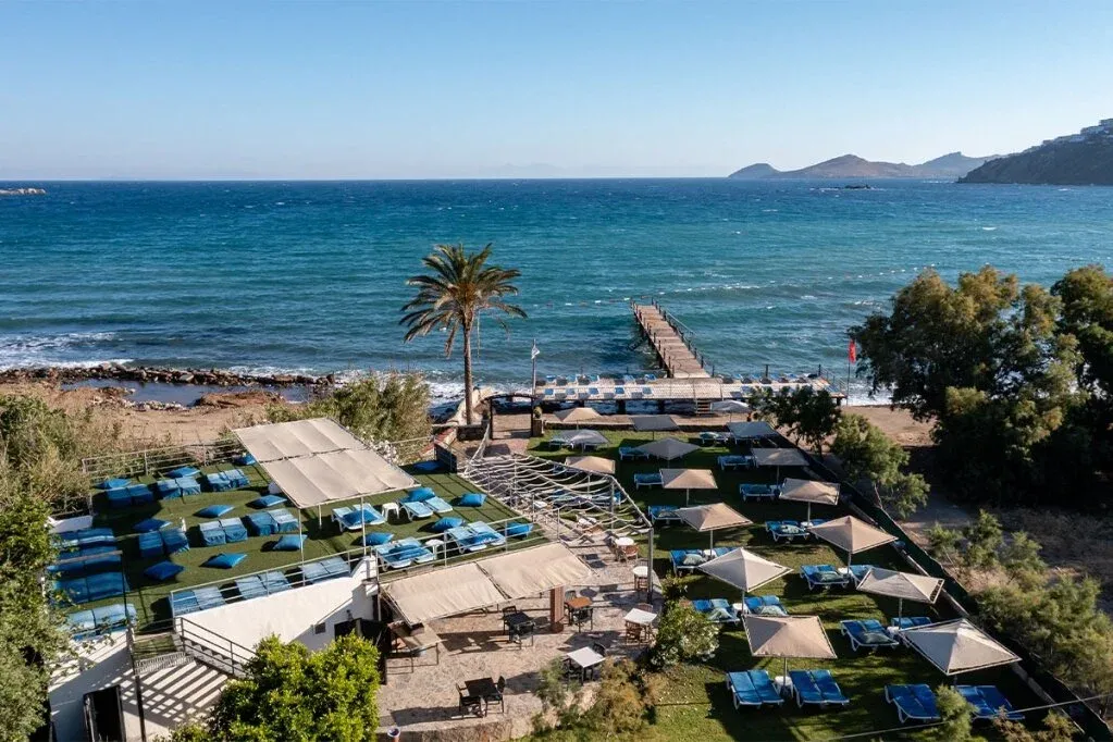 Golden Age Crystal Bodrum