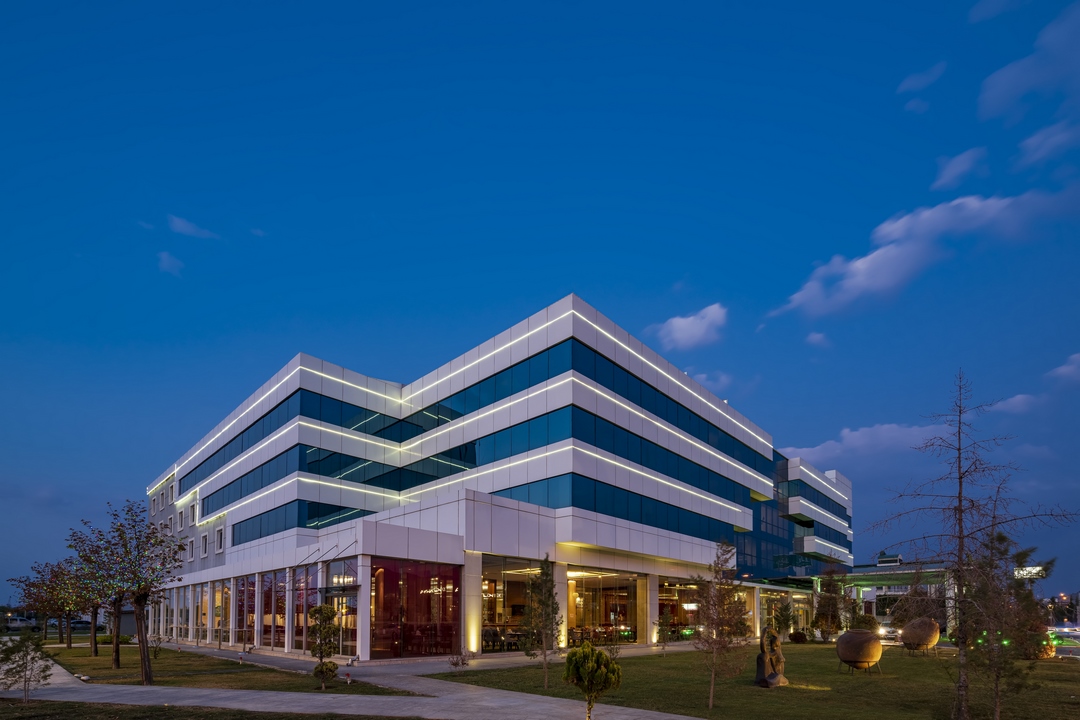 JURA HOTELS
