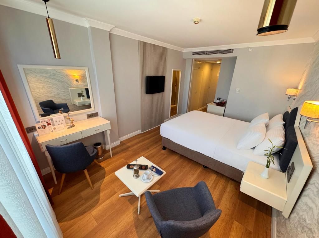 DEDEMAN İSTANBUL