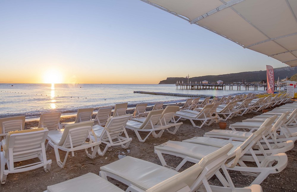 ARMAS GÜL BEACH