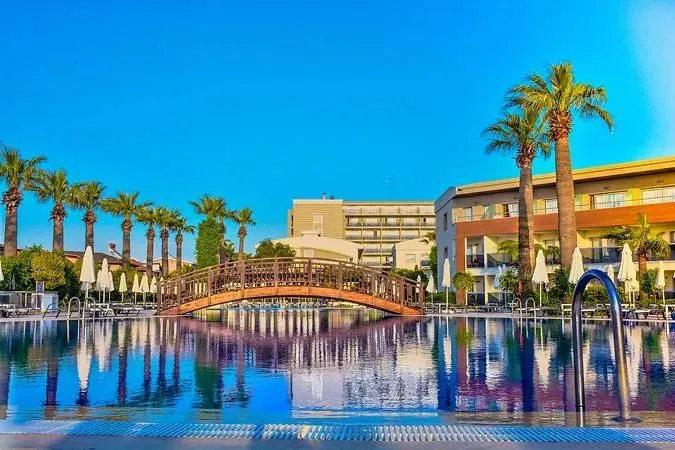 Palm Wings Beach Resort & Spa Kuşadası