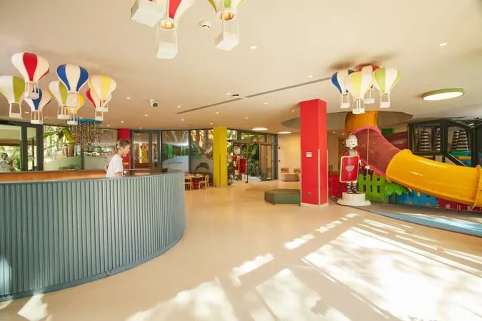 Rixos Sungate - The Land of Legends Access