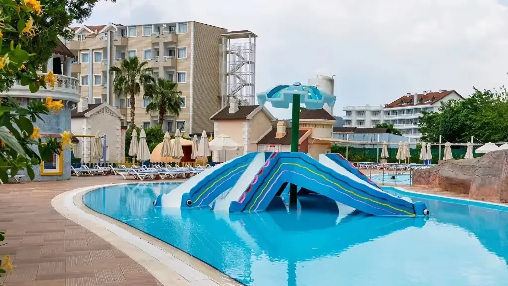 Rox Resort Hotel