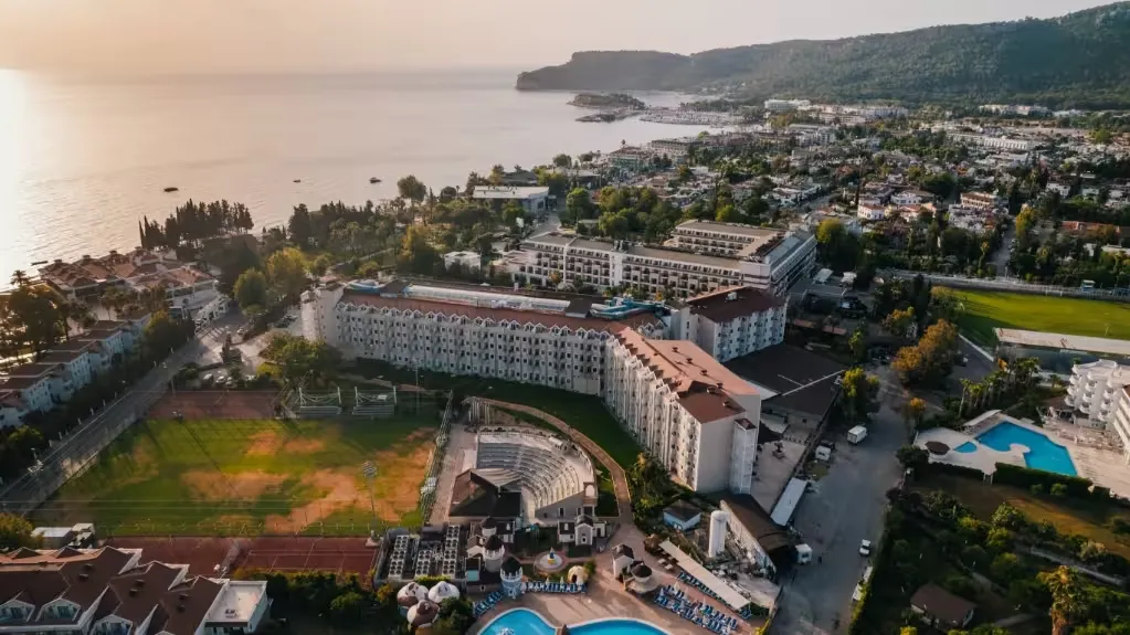 Rox Resort Hotel