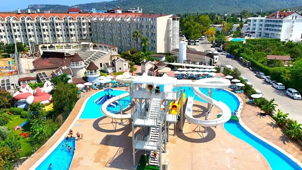 Rox Resort Hotel