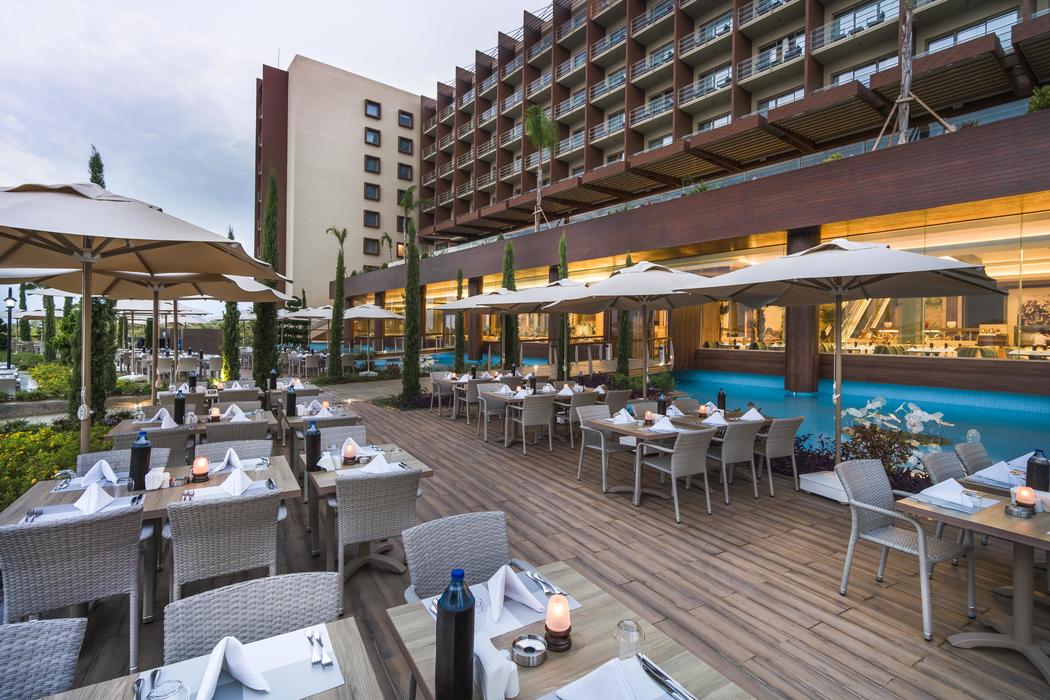 CONCORDE LUXURY HOTEL