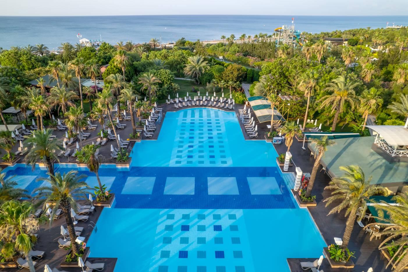 Concorde De Luxe Resort