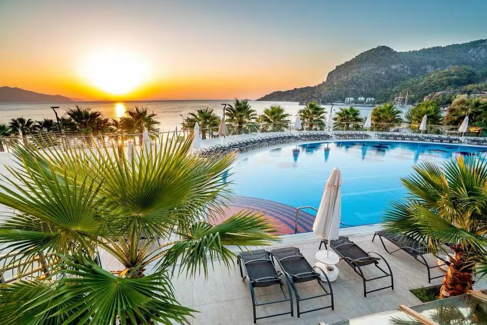 Turunç Premium Hotel