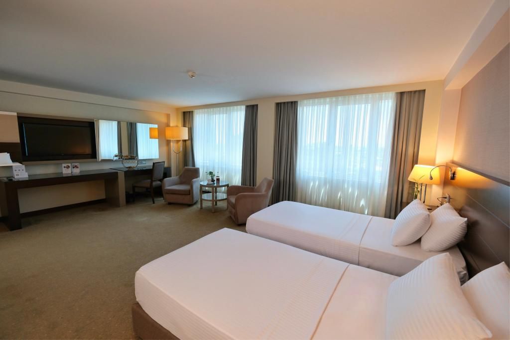 DEDEMAN İSTANBUL