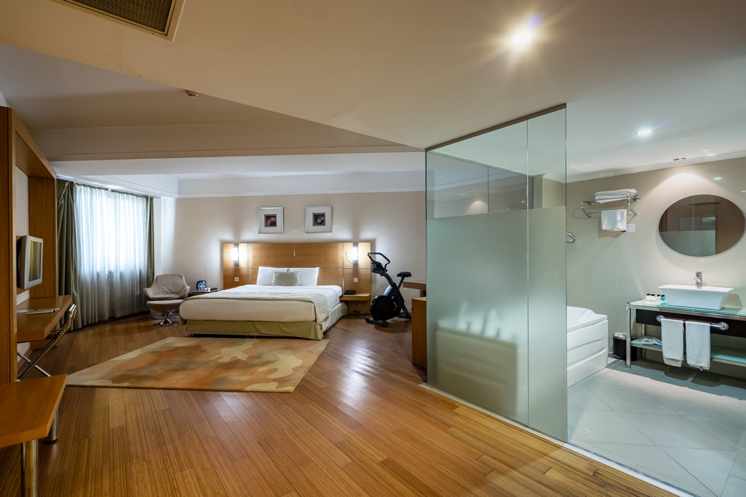 JURA HOTELS